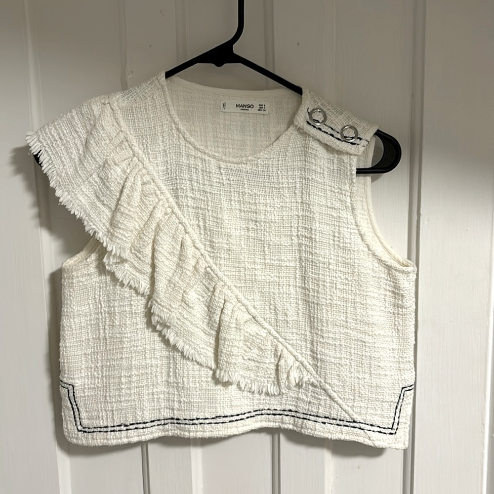 NWOT Mango White Asymmetrical Crop Top (Size S)